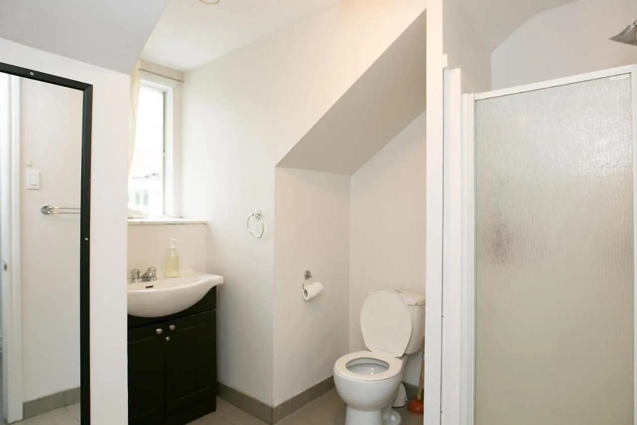 Auberge & Hotel Montreal Espace Confort Καναδάς