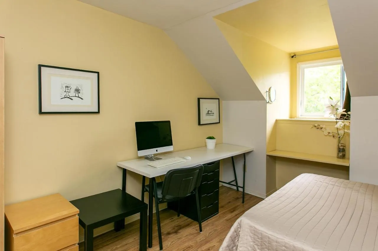 Auberge & Hotel Montreal Espace Confort Πανδοχείο