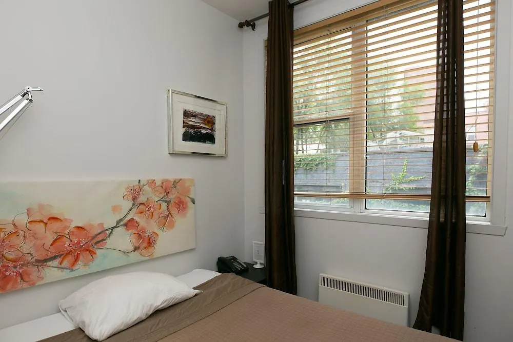 *** Πανδοχείο Auberge & Hotel Montreal Espace Confort Καναδάς