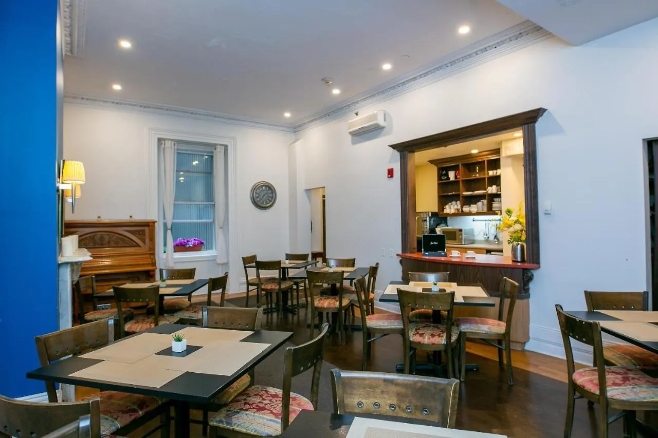 Auberge&Hotel Montreal Espace Confort Canadá